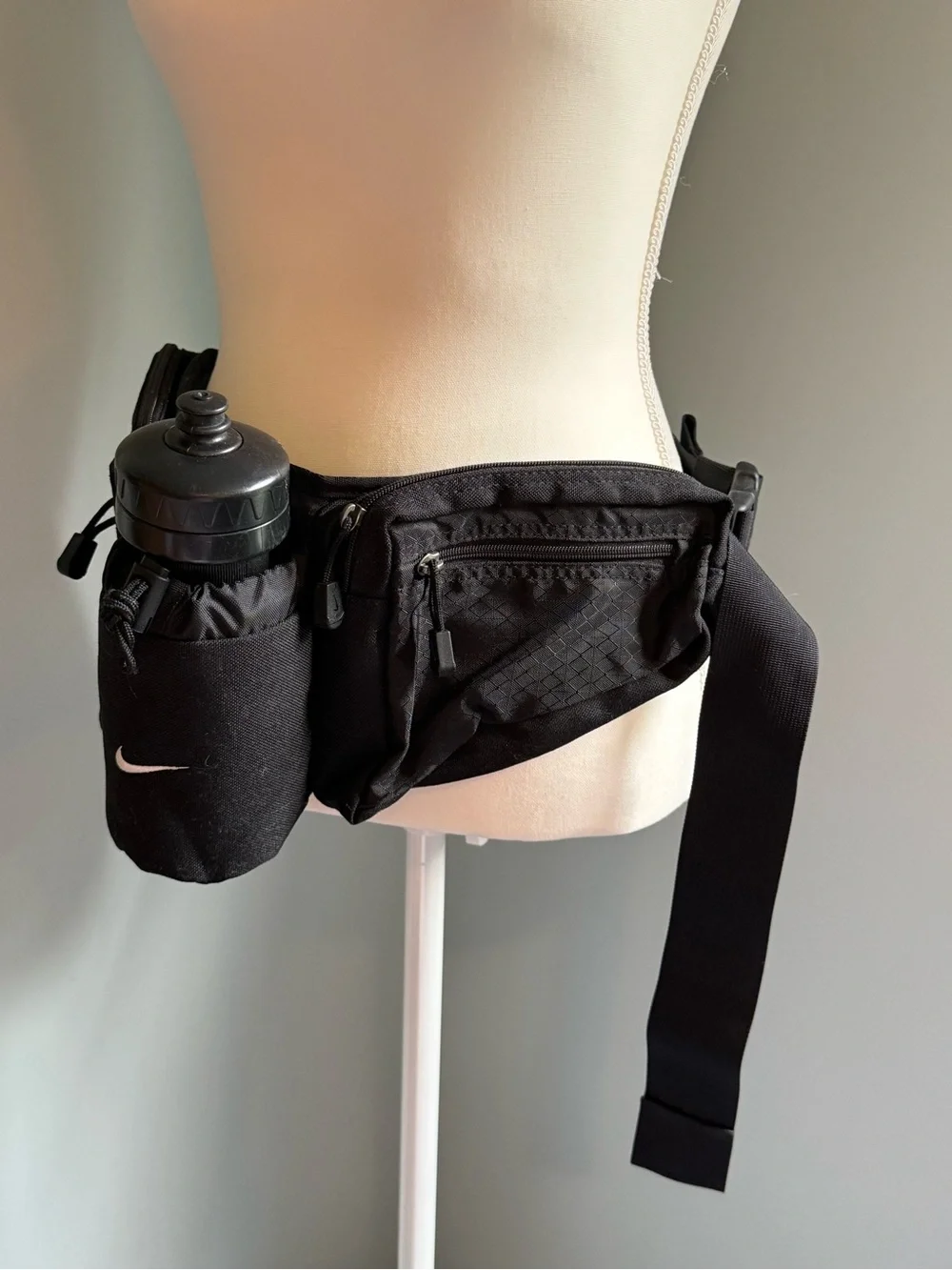 Nike fanny pack - Picture 3 of 3